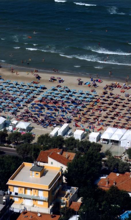 Hotel Vienna Senigallia Eksteriør billede